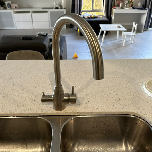 AquaCo Stainless Steel High Loop 3-Way Mixer - Model: 3W-HL-SS
